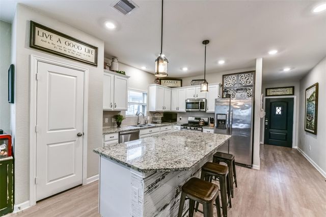 3823 Singing Flower Lane, Richmond, TX 77406