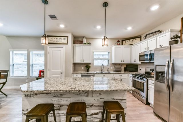 3823 Singing Flower Lane, Richmond, TX 77406