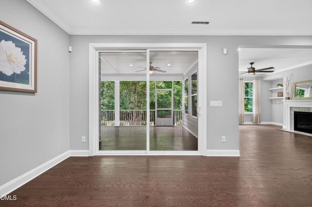 212 Birdsgrove Court, Cary, NC 27519