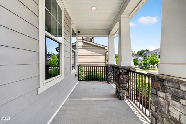 212 Birdsgrove Court, Cary, NC 27519