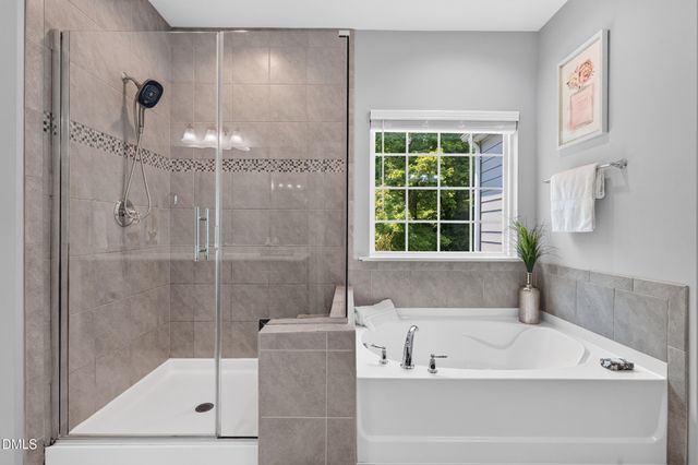 212 Birdsgrove Court, Cary, NC 27519