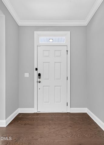 212 Birdsgrove Court, Cary, NC 27519