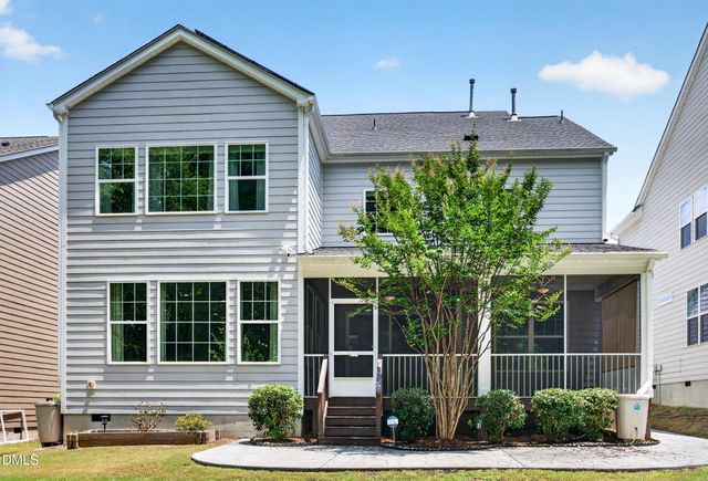 212 Birdsgrove Court, Cary, NC 27519