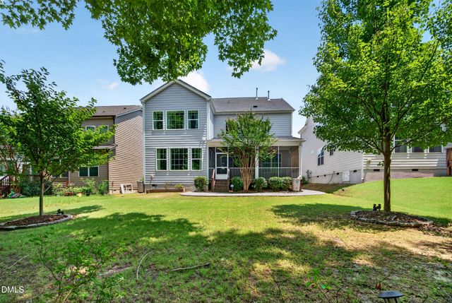 212 Birdsgrove Court, Cary, NC 27519