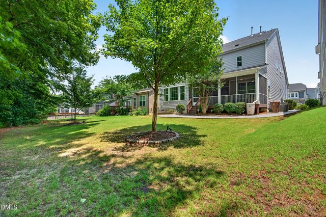 212 Birdsgrove Court, Cary, NC 27519