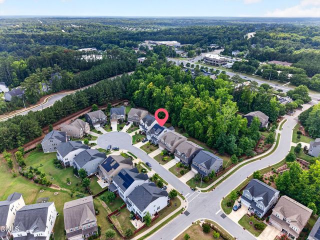 212 Birdsgrove Court, Cary, NC 27519
