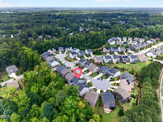 212 Birdsgrove Court, Cary, NC 27519