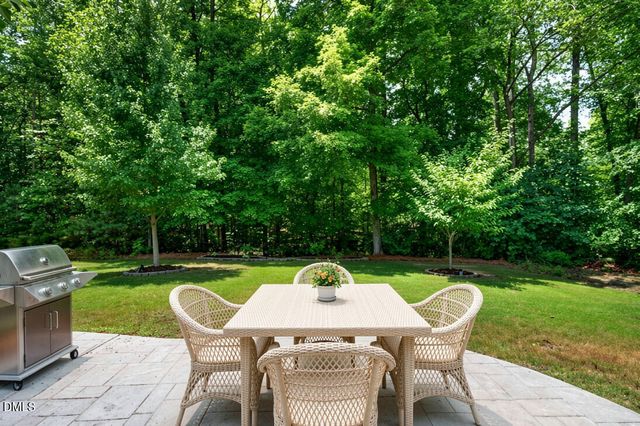 212 Birdsgrove Court, Cary, NC 27519
