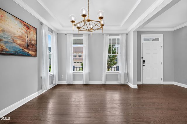 212 Birdsgrove Court, Cary, NC 27519