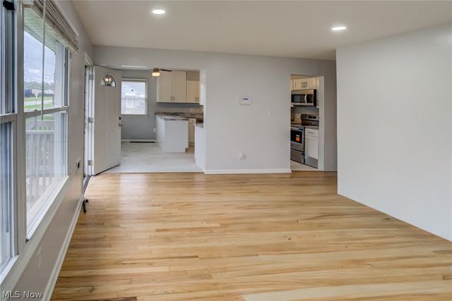16110 Seville Road, Cleveland, OH 44128