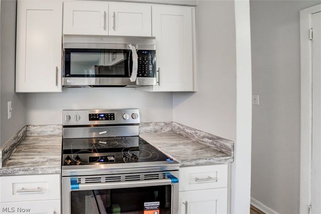 16110 Seville Road, Cleveland, OH 44128