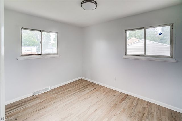 16110 Seville Road, Cleveland, OH 44128
