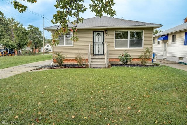 16110 Seville Road, Cleveland, OH 44128