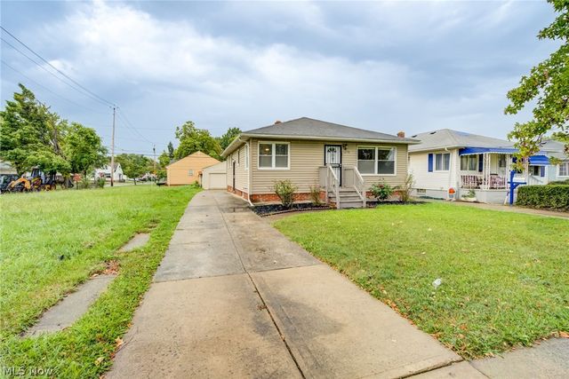 16110 Seville Road, Cleveland, OH 44128