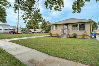 16110 Seville Road, Cleveland, OH 44128