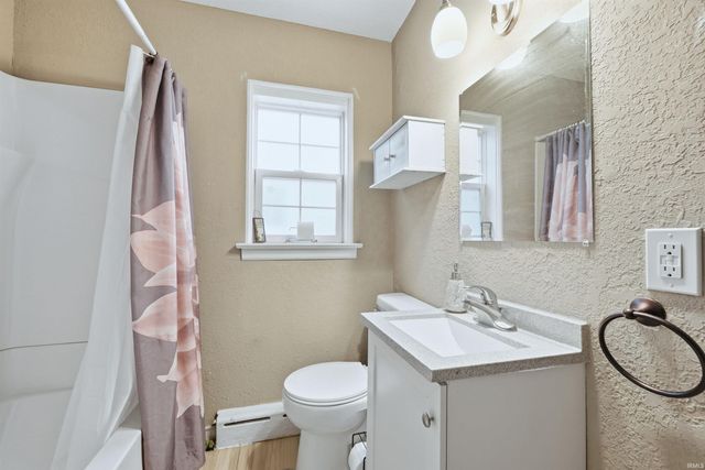 4628 W Lafayette Esplanade Boulevard, Fort Wayne, IN 46806