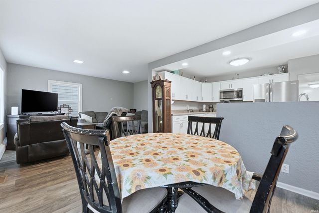 4628 W Lafayette Esplanade Boulevard, Fort Wayne, IN 46806