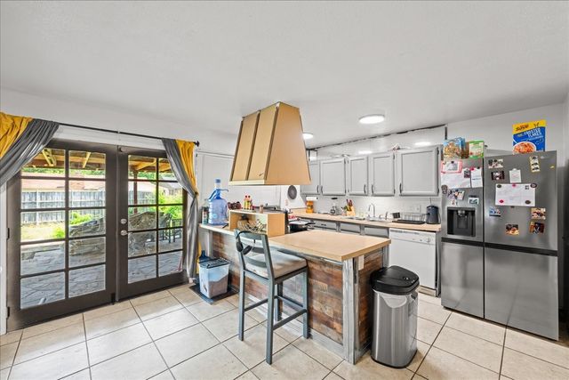 11623 Lochlynn Circle, Dallas, TX 75228