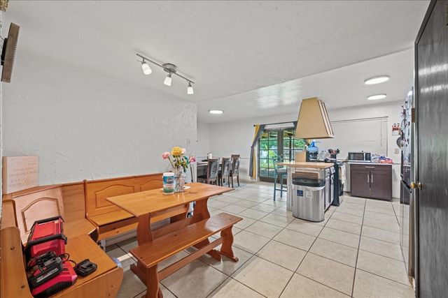 11623 Lochlynn Circle, Dallas, TX 75228