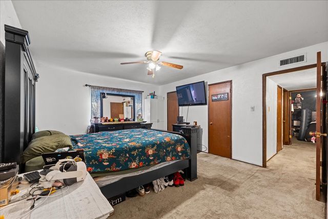 11623 Lochlynn Circle, Dallas, TX 75228