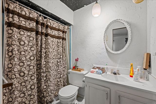11623 Lochlynn Circle, Dallas, TX 75228