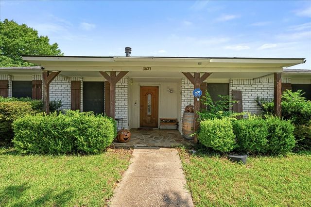 11623 Lochlynn Circle, Dallas, TX 75228