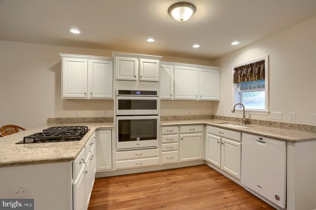 110 AUCKER ST, Liverpool, PA 17045