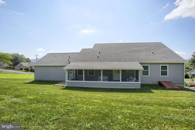 110 AUCKER ST, Liverpool, PA 17045