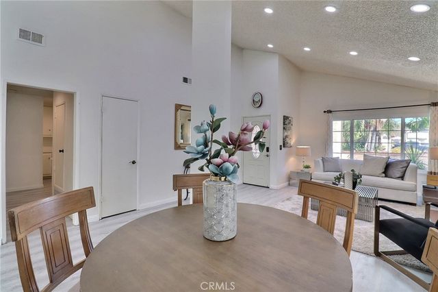 14605 Seron, Irvine, CA 92606