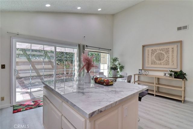 14605 Seron, Irvine, CA 92606