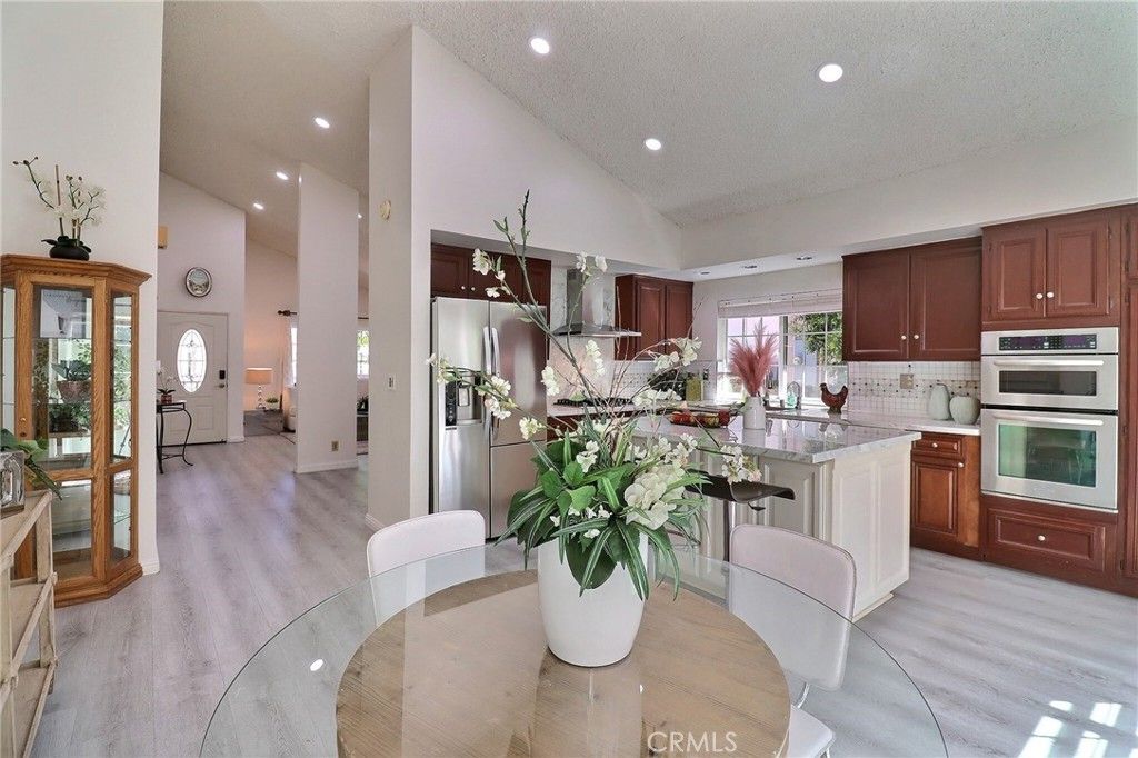 14605 Seron, Irvine, CA 92606 — photo 2