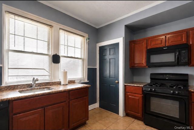 91 Clove Avenue, Haverstraw, NY 10927