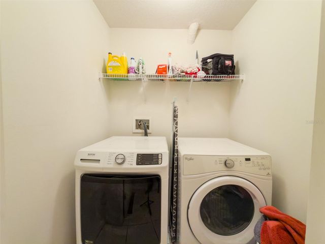 4 WESTON ROAD, Leesburg, FL 34748