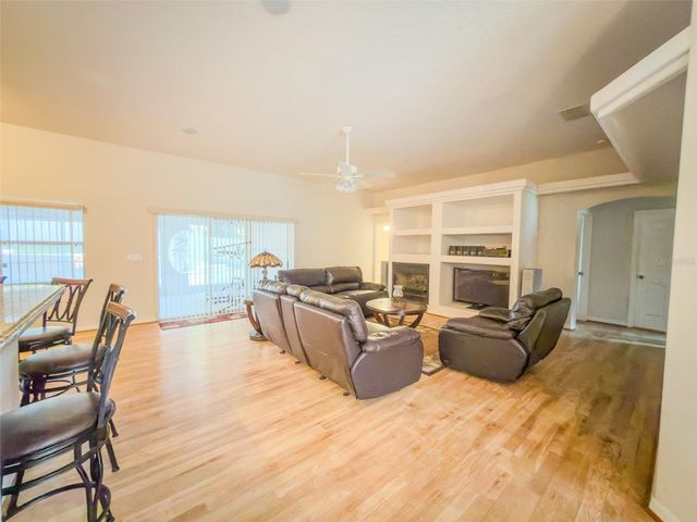 4 WESTON ROAD, Leesburg, FL 34748