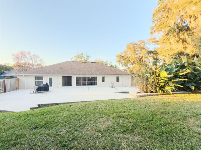 4 WESTON ROAD, Leesburg, FL 34748