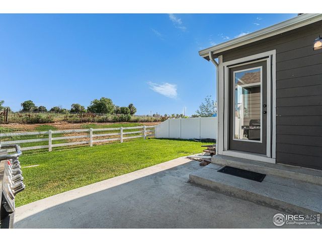 586 Cherryridge Dr, Windsor, CO 80550