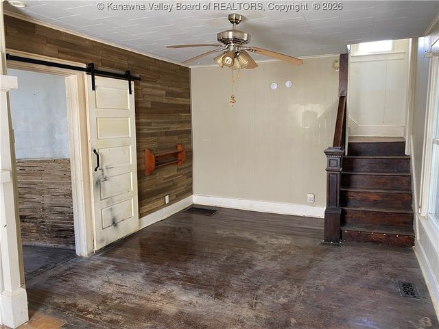 2318 Monroe Avenue, St Albans, WV 25177