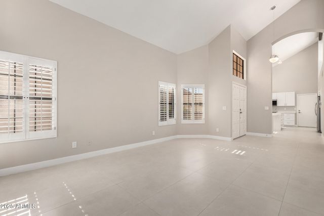 9635 E Sutton Drive, Scottsdale, AZ 85260