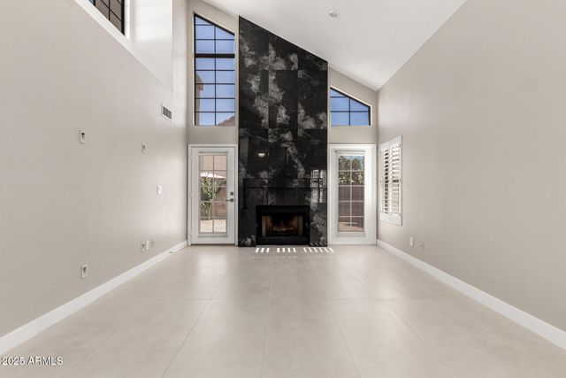 9635 E Sutton Drive, Scottsdale, AZ 85260