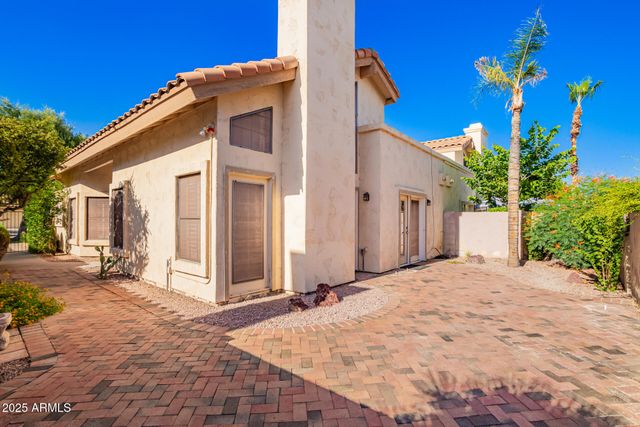 9635 E Sutton Drive, Scottsdale, AZ 85260
