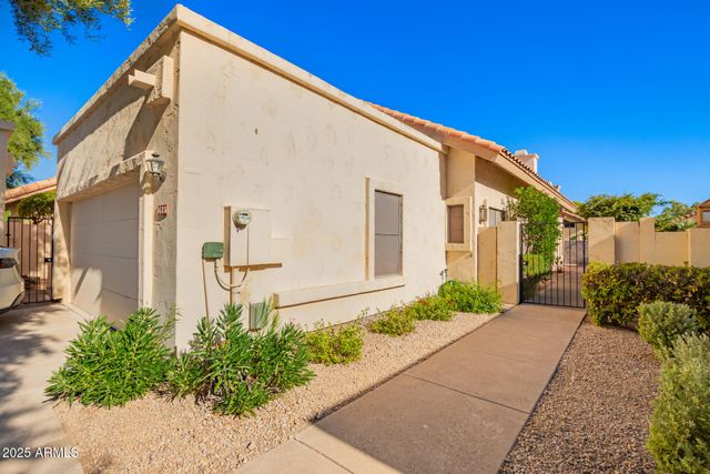 9635 E Sutton Drive, Scottsdale, AZ 85260