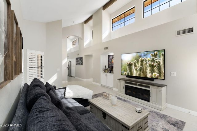 9635 E Sutton Drive, Scottsdale, AZ 85260
