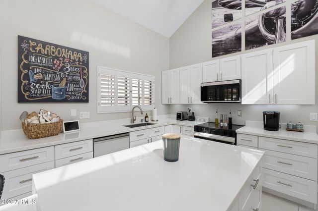 9635 E Sutton Drive, Scottsdale, AZ 85260