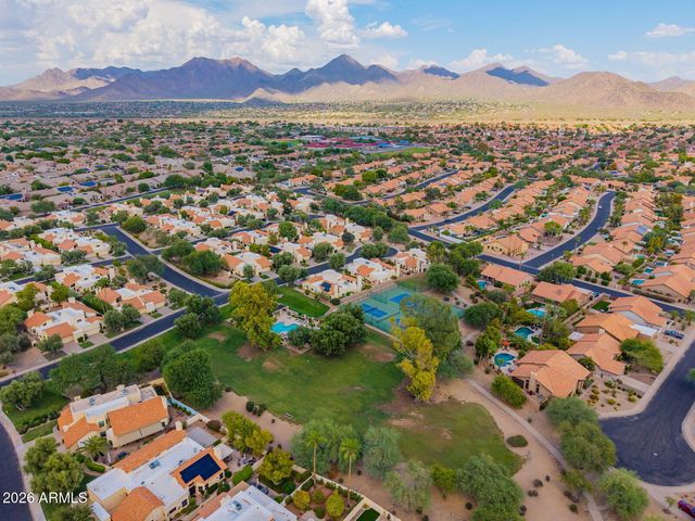 9635 E Sutton Drive, Scottsdale, AZ 85260