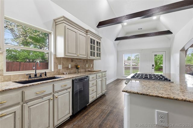 7391 E 111th Place S, Bixby, OK 74008