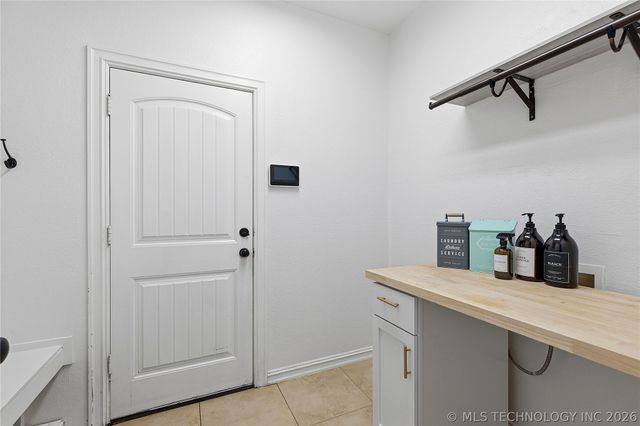 7391 E 111th Place S, Bixby, OK 74008