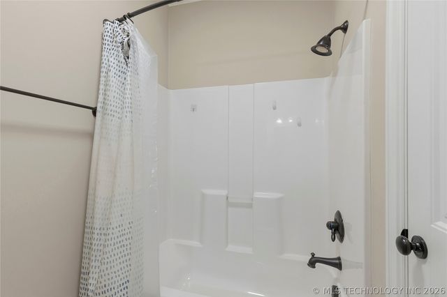 7391 E 111th Place S, Bixby, OK 74008