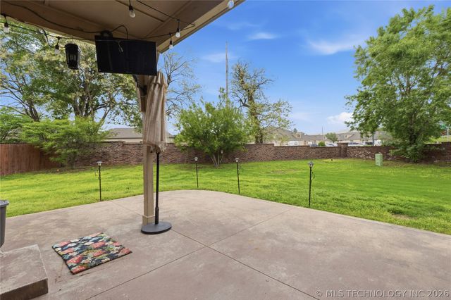 7391 E 111th Place S, Bixby, OK 74008