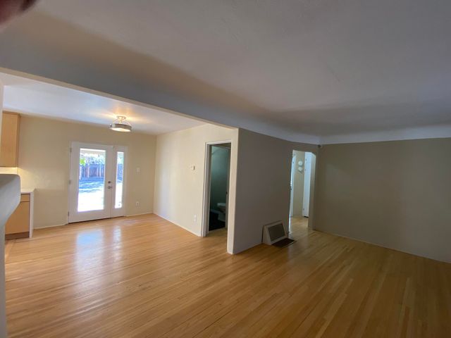 4614 Idlewilde LN SE Lane SE, Albuquerque, NM 87108