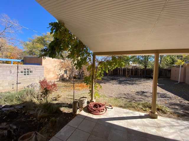 4614 Idlewilde LN SE Lane SE, Albuquerque, NM 87108